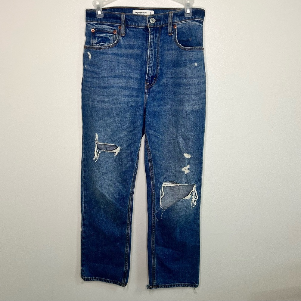 Abercrombie and Fitch Ultra High Rise ankle straight distressed jeans - Picture 1 of 5